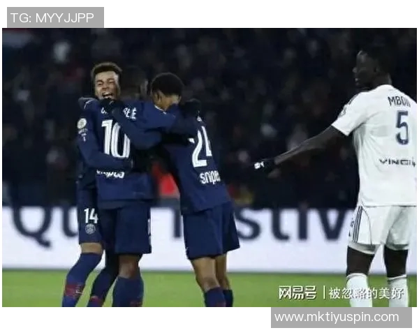 巴黎圣日耳曼德比战阵容揭晓登贝莱杜埃内维斯K77领衔出战 巴黎圣日耳曼德比战阵容揭晓登贝莱杜埃内维斯K77领衔出战