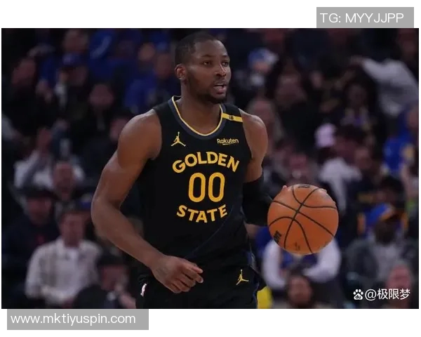 库明加精彩突破虚晃艾顿轻松上篮得分展现超强个人能力