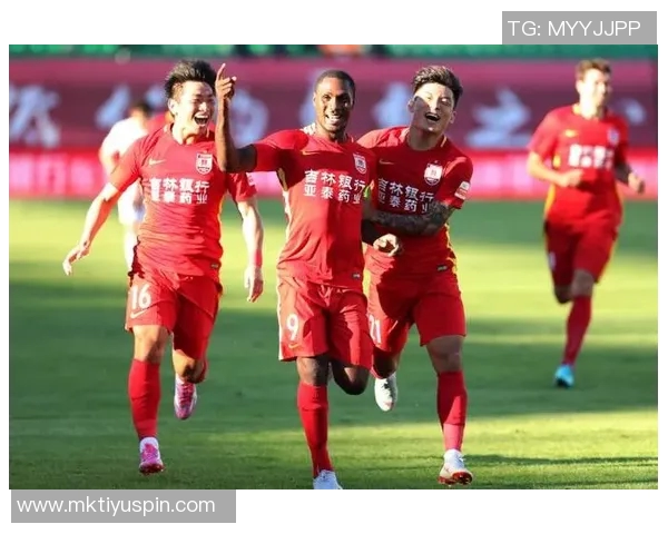 热刺旧将加尔文中风后康复中俱乐部送上温暖祝福与支持 热刺旧将加尔文中风后康复中俱乐部送上温暖祝福与支持